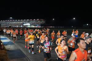BIB: 22936, 74249
                            <button type="button" onclick="openModal(23137273)" class="btn btn-primary btn-sm float-right btn-popup" data-toggle="modal" data-target=".modal-high-quality">
                        <i class="fas fa-shopping-cart"></i> Add to Cart
                    </button>
                                            <button type="button" onclick="isThisMe(23137273, true)" class="btn btn-success btn-sm float-right btn-popup btn-isme hidden" data-toggle="tooltip" data-placement="bottom" title="นี่คือรูปของคุณใช่ไหม คลิกที่นี่เพื่อเอาเข้าอัลบั้ม">
                        <i class="fas fa-plus"></i> Add to album
                    </button>
                    <button type="button" onclick="isThisMe(23137273, false)" class="btn btn-warning btn-sm float-right btn-popup btn-isnotme hidden">
                        <i class="fas fa-ban"></i> Remove from album
                    </button>